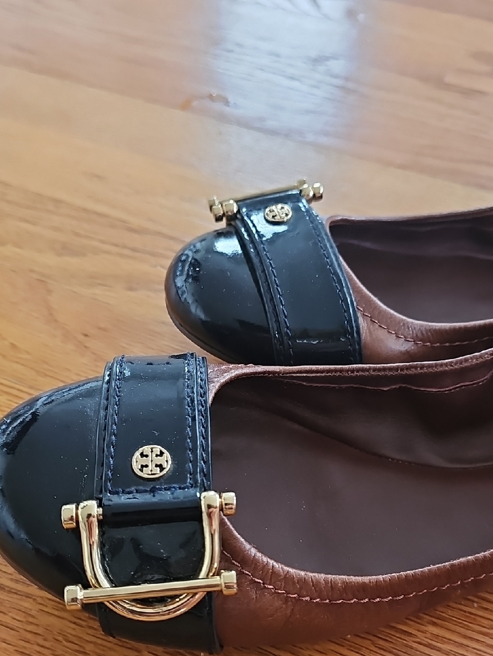 Tory Burch Brown & Black Leather Ballet Flats - Picture 6 of 7
